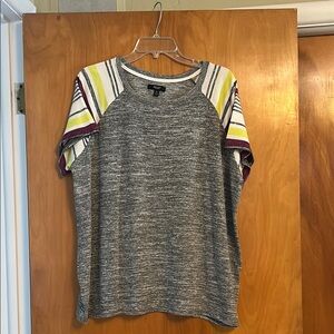 Simply Vera Vera Wang Gray Boxy Short Sleeve T-Shirt